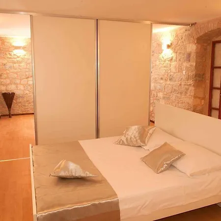 아파트먼트 안드레아 * 스플리트